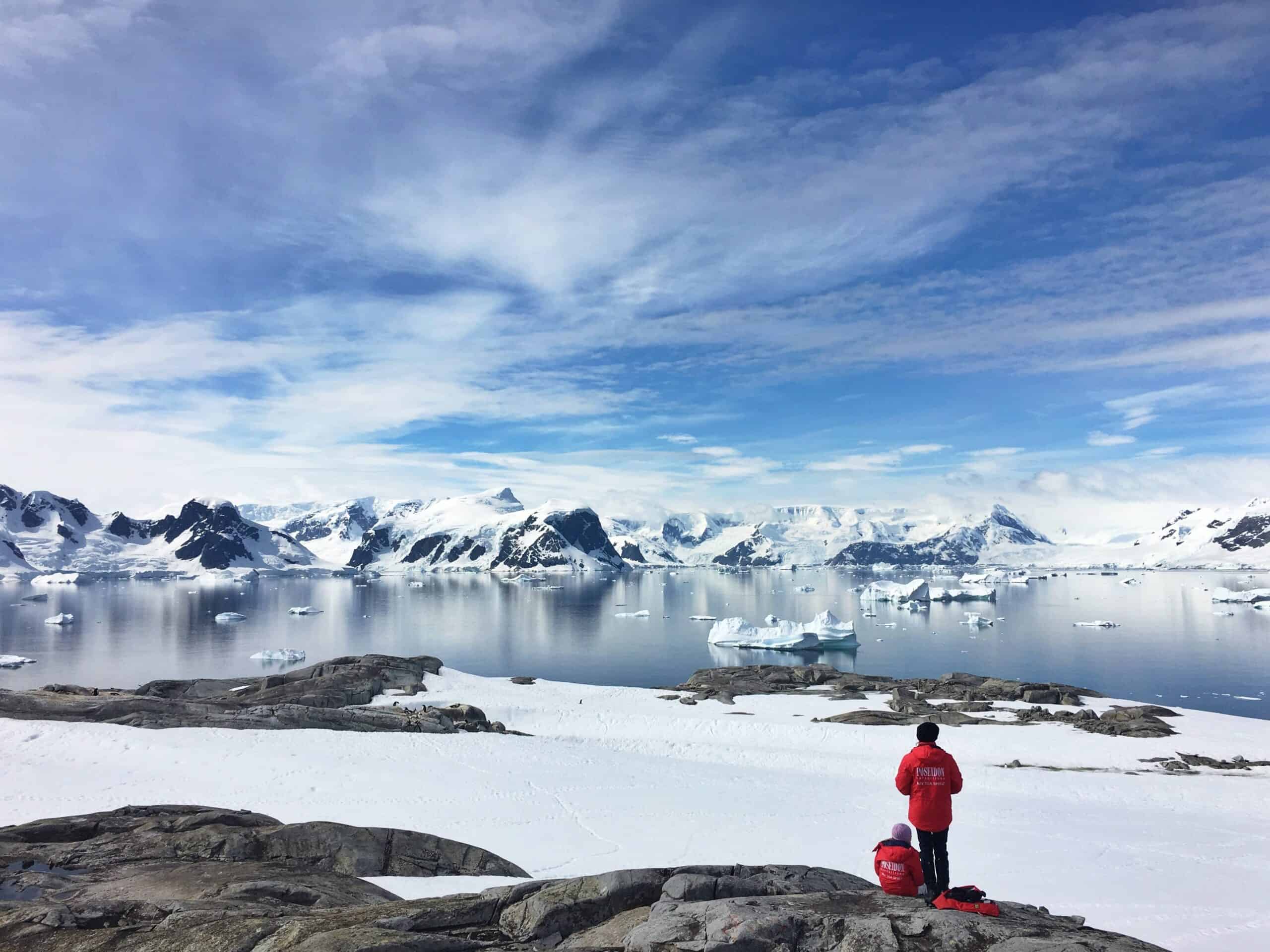 The Frozen Continent Half Marathon in Antarctica is one of the best half marathons in the world with icebergs and frozen waters.